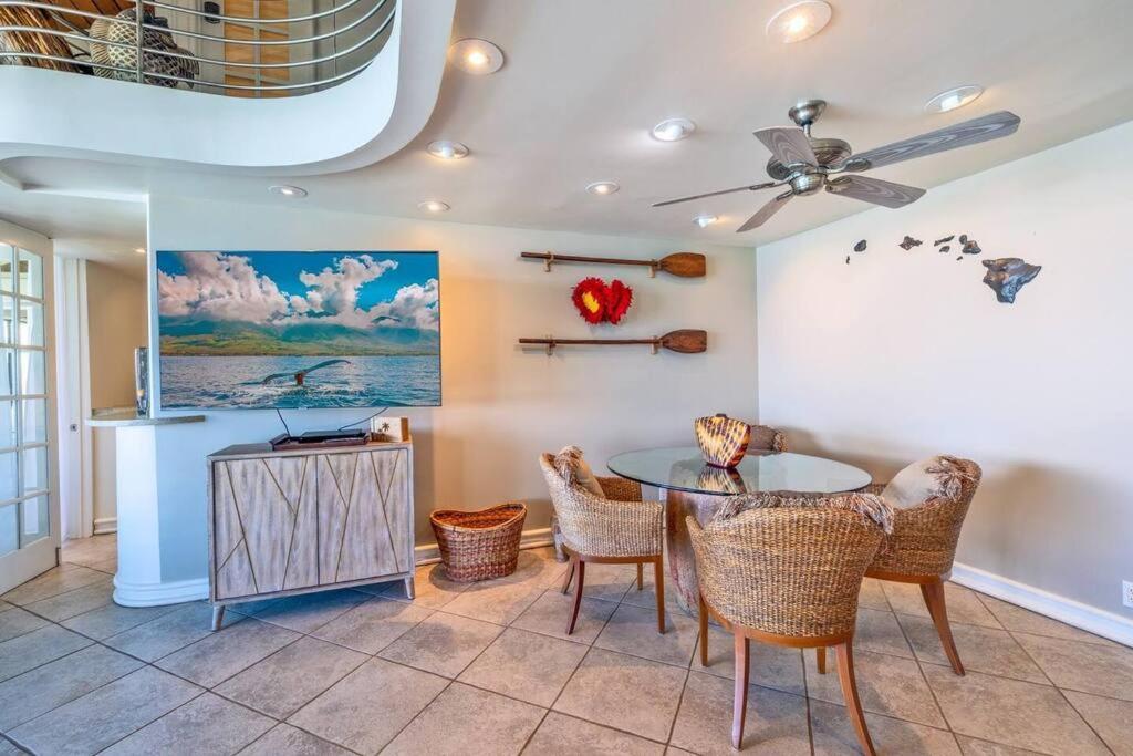 The Noniluna Two - Sleeps 9 Plus Pack N Play Lahaina Exterior foto